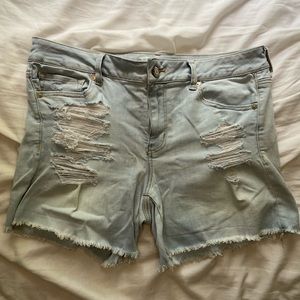 light wash denim cutoff denim shorts